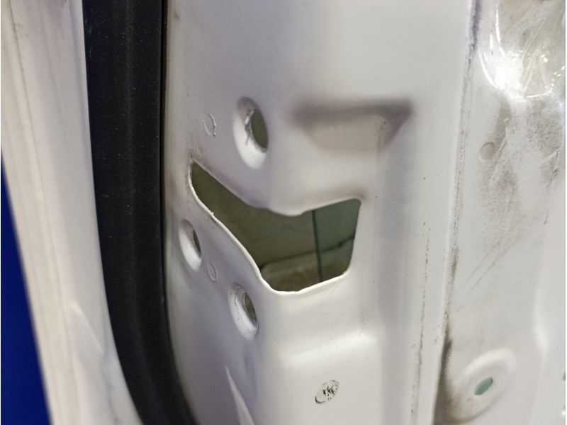 Recambio de puerta delantera izquierda para hyundai santa fe (bm) 2.2 crdi style 4x4 referencia OEM IAM   