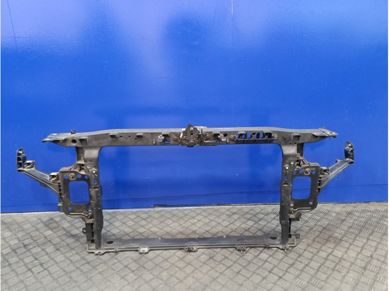 Recambio de panel frontal para hyundai i30 fastback 1.4 tgdi cat referencia OEM IAM   