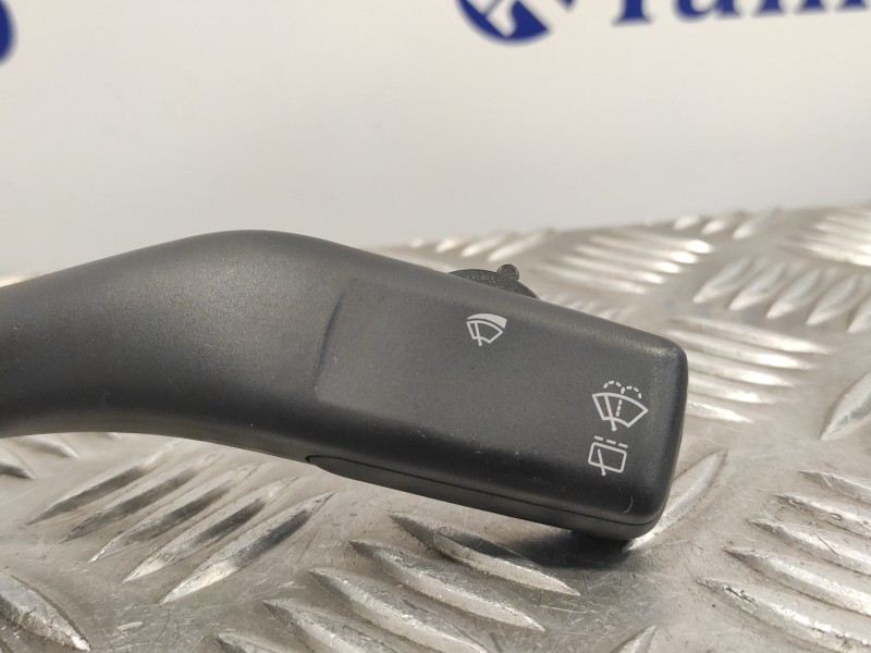 Recambio de mando limpia para volkswagen golf v berlina (1k1) 1.4 16v tsi referencia OEM IAM 1K0953519  