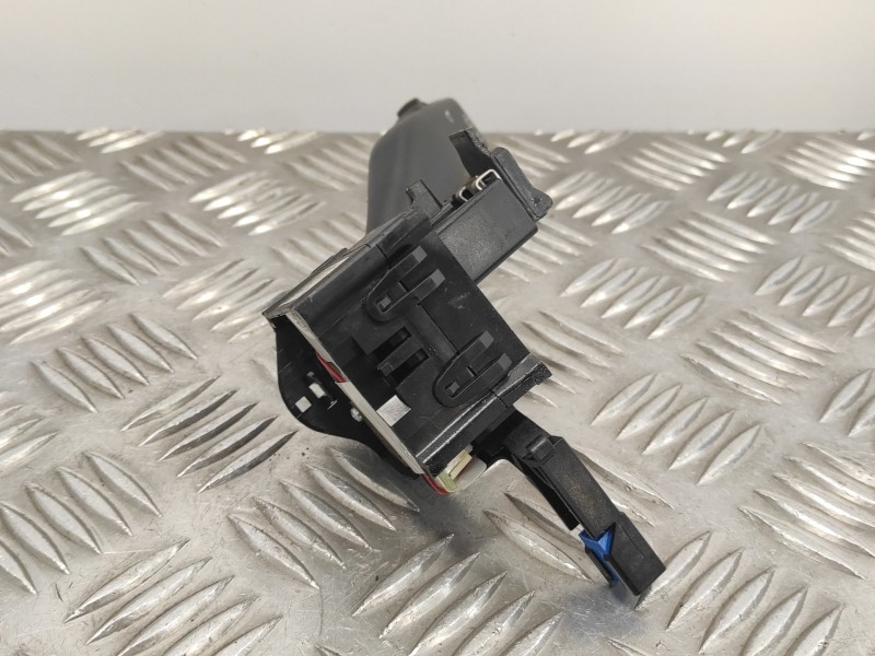 Recambio de mando limpia para volkswagen golf v berlina (1k1) 1.4 16v tsi referencia OEM IAM 1K0953519  