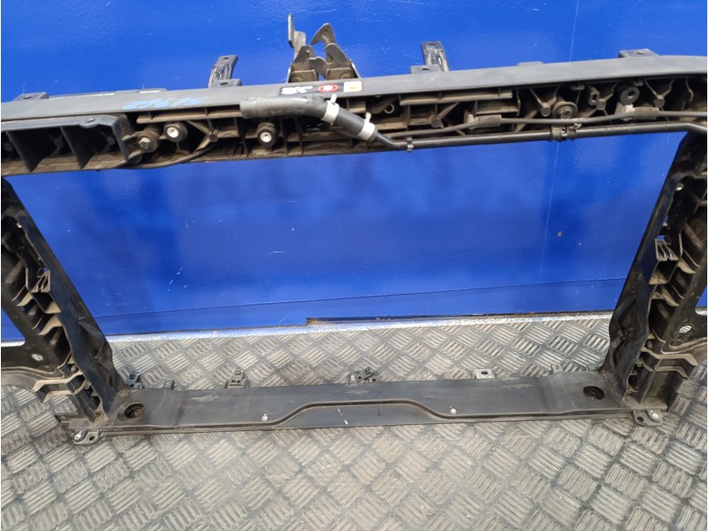 Recambio de panel frontal para hyundai i30 fastback 1.4 tgdi cat referencia OEM IAM   
