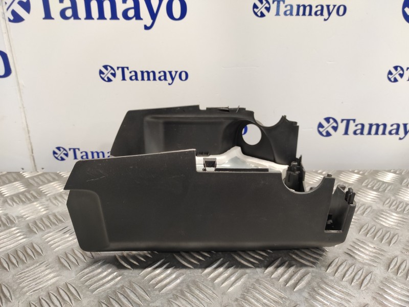 Recambio de moldura para peugeot 3008 1.2 12v e-thp referencia OEM IAM 9810289080  9810364380
