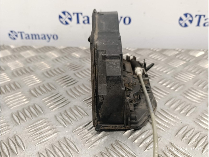 Recambio de cerradura puerta delantera derecha para bmw serie 1 berlina (e81/e87) referencia OEM IAM 7167068  