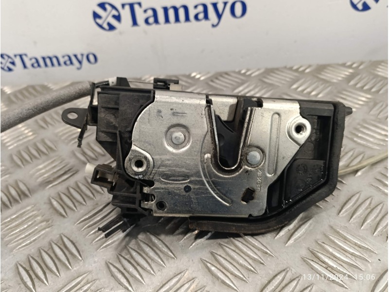 Recambio de cerradura puerta delantera derecha para bmw serie 1 berlina (e81/e87) referencia OEM IAM 7167068  