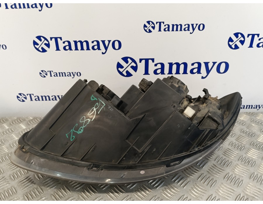 Recambio de faro derecho para hyundai santa fe (bm) 2.2 crdi style 4x4 referencia OEM IAM 921022B0  921022B025