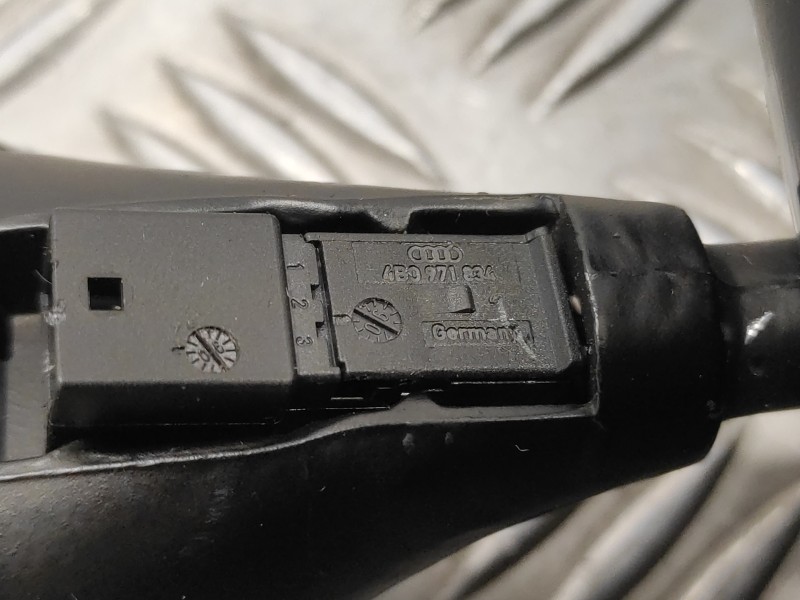 Recambio de espejo interior para volkswagen golf v berlina (1k1) 1.4 16v tsi referencia OEM IAM 4B0971834  