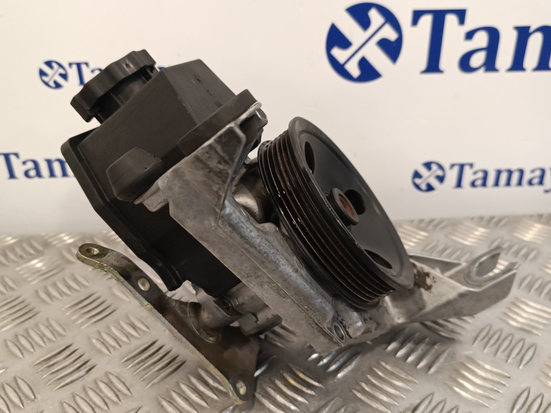Recambio de bomba servodireccion para mercedes-benz clase c (w203) sportcoupe c 180 (203.735) referencia OEM IAM   