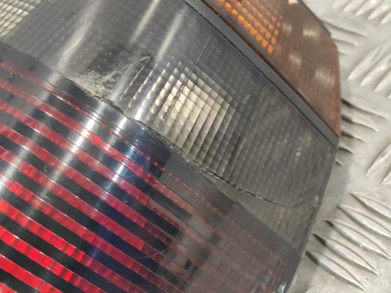 Recambio de piloto trasero derecho para volkswagen golf iii berlina (1h1) 1.9 diesel referencia OEM IAM 1H6945112  