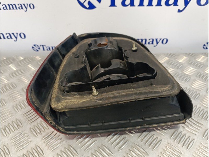 Recambio de piloto trasero derecho para volkswagen golf iii berlina (1h1) 1.6 referencia OEM IAM   