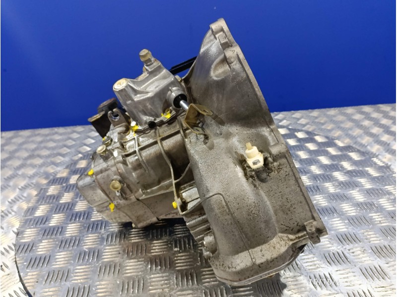 Recambio de caja cambios para opel astra f berlina 1.6 16v referencia OEM IAM F17C355  
