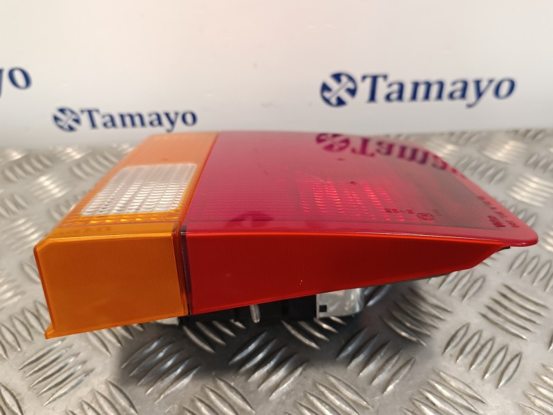 Recambio de piloto trasero derecho porton para land rover range rover (lp) 4.6 referencia OEM IAM   