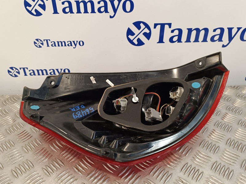 Recambio de piloto trasero derecho para ford fiesta (ccn) 1.25 16v cat referencia OEM IAM C1BB13404A  