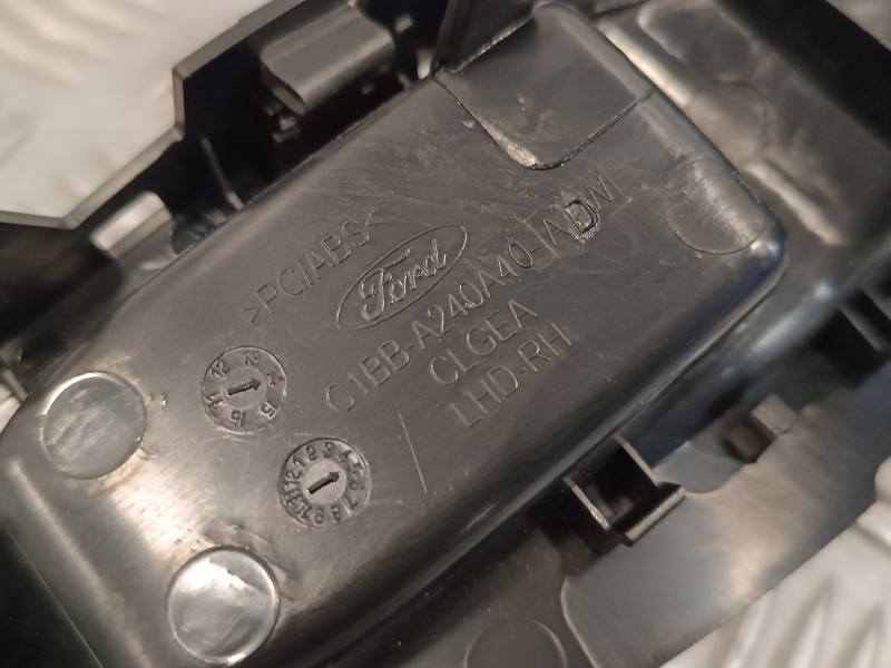 Recambio de mando elevalunas delantero derecho para ford fiesta (ccn) 1.25 16v cat referencia OEM IAM C1BBA240A40  