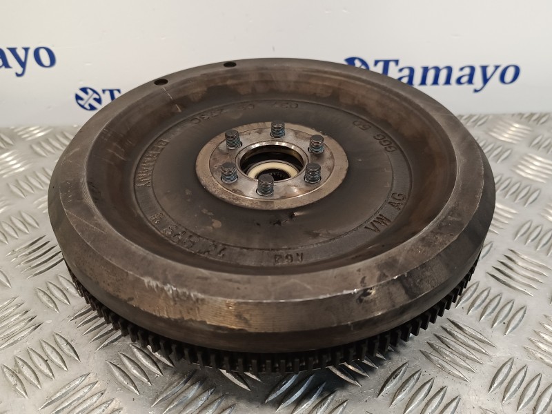 Recambio de kit embrague para skoda rapid 1.6 tdi dpf referencia OEM IAM 037105273C 123061210 323082010