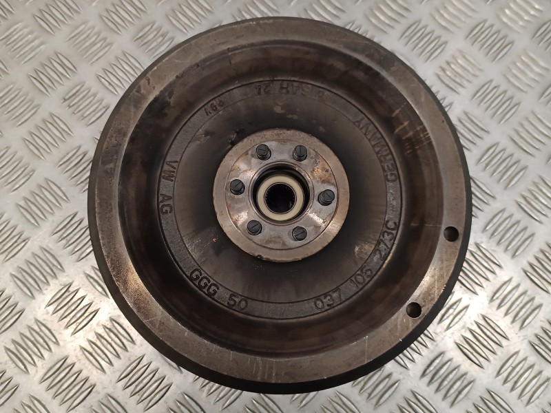 Recambio de kit embrague para skoda rapid 1.6 tdi dpf referencia OEM IAM 037105273C 123061210 323082010