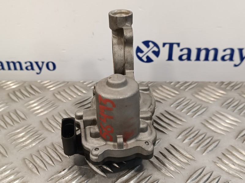 Recambio de valvula egr para skoda rapid 1.6 tdi dpf referencia OEM IAM 04B131501D  