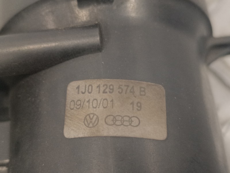 Recambio de caudalimetro para audi a3 (8l) 1.6 referencia OEM IAM 06A906461B  
