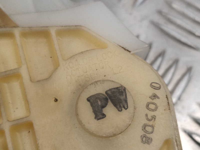 Recambio de cerradura puerta trasera izquierda para honda jazz (gd1/5) 1.4 dsi cat referencia OEM IAM   