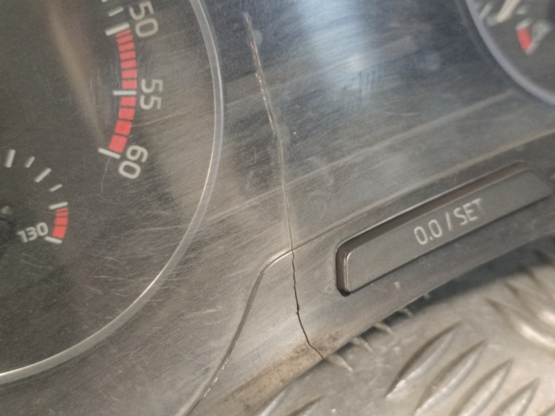 Recambio de cuadro instrumentos para skoda rapid 1.6 tdi dpf referencia OEM IAM 5JA920741  A2C96161600