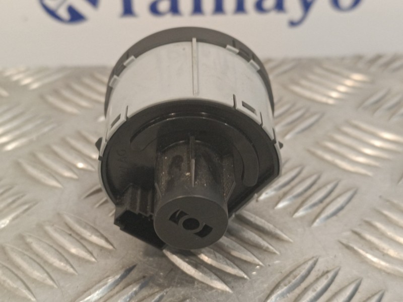 Recambio de mando luces para skoda rapid 1.6 tdi dpf referencia OEM IAM 5E0941431N  