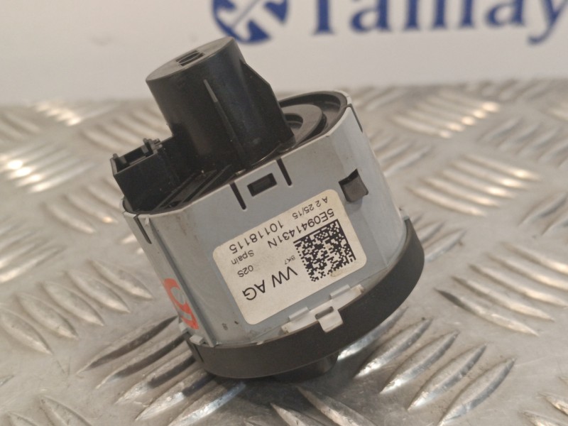 Recambio de mando luces para skoda rapid 1.6 tdi dpf referencia OEM IAM 5E0941431N  