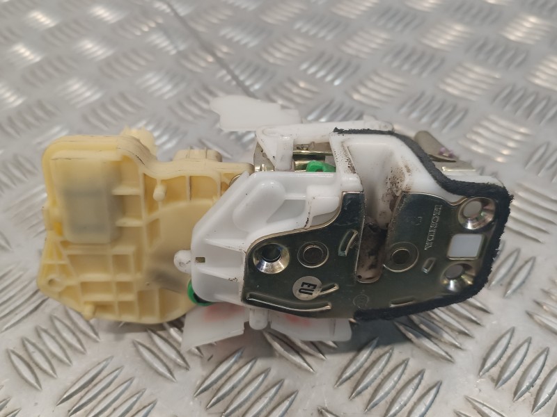 Recambio de cerradura puerta trasera derecha para honda jazz (gd1/5) 1.4 dsi cat referencia OEM IAM   