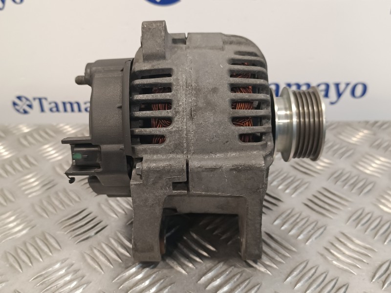 Recambio de alternador para renault megane ii berlina 3p 1.5 dci diesel referencia OEM IAM 8200100907  