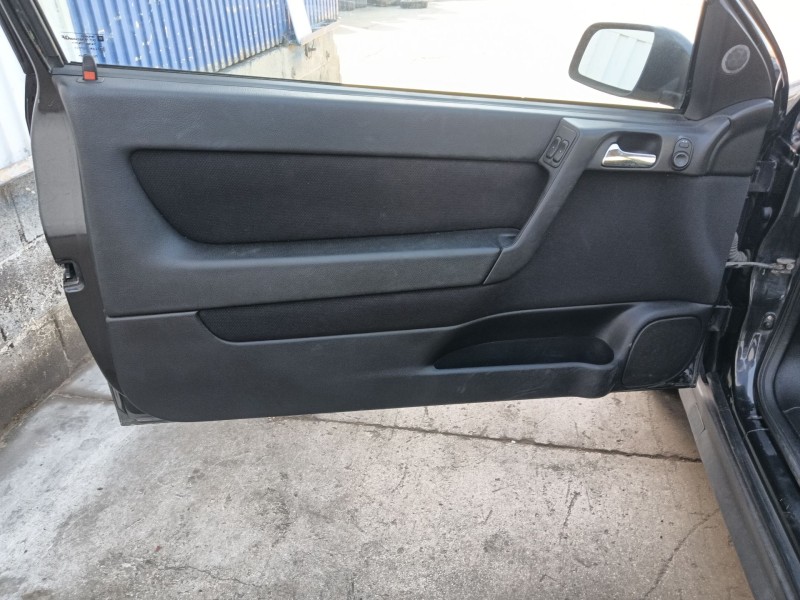 opel astra g hatchback (t98) del año 2001