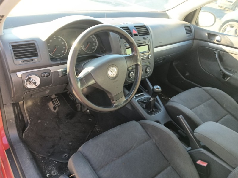 volkswagen golf v (1k1) del año 2004