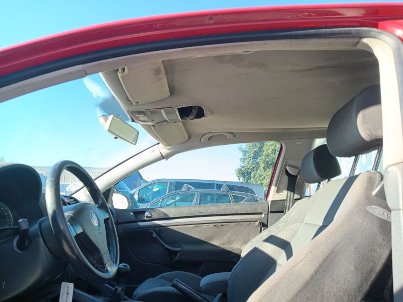 volkswagen golf v (1k1) del año 2004