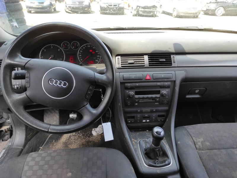 audi a6 berlina (4b2) del año 2003