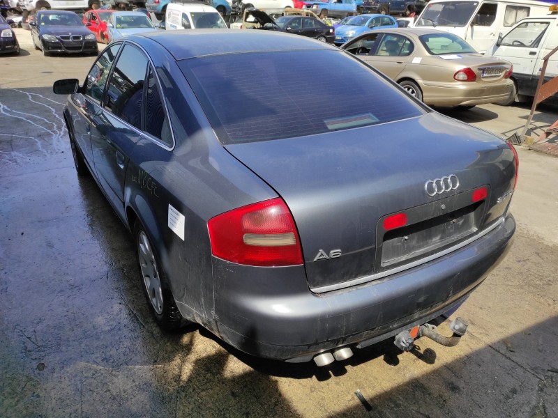 audi a6 berlina (4b2) del año 2003