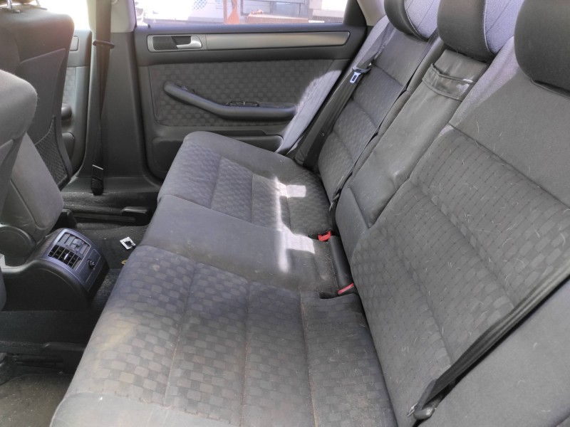 audi a6 berlina (4b2) del año 2003