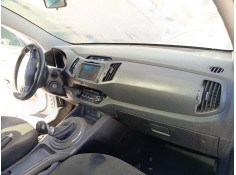 Recambio de salpicadero para kia sportage referencia OEM IAM    2