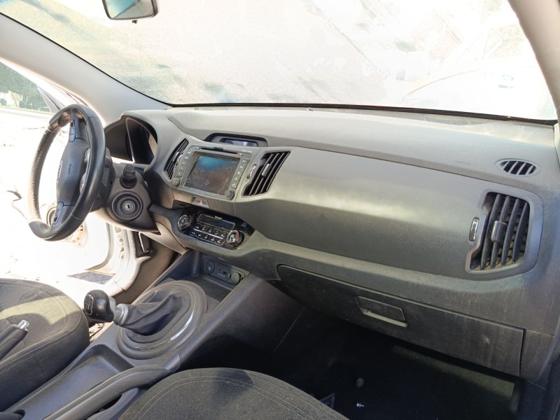 Recambio de salpicadero para kia sportage referencia OEM IAM   