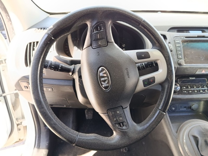 Recambio de volante para kia sportage referencia OEM IAM   