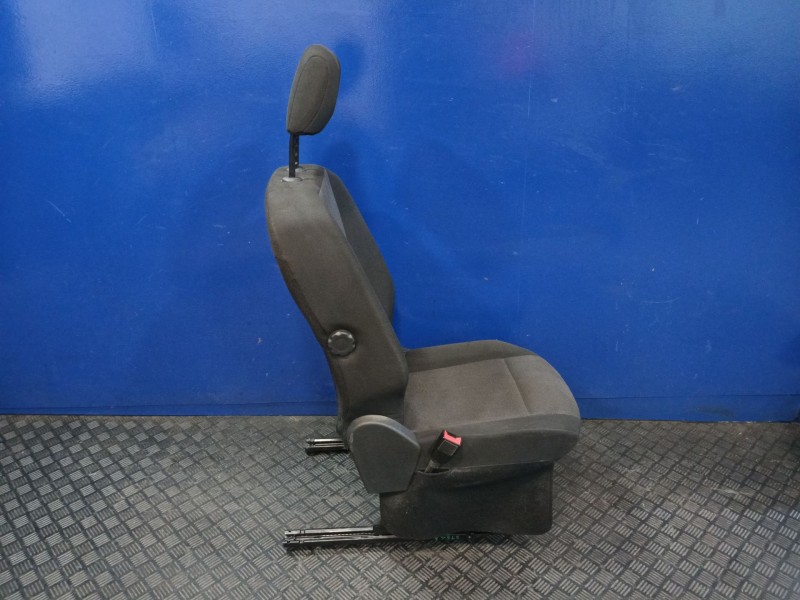 Recambio de asiento delantero izquierdo para opel combo furgoneta/monovolumen (k9) 1.5 d referencia OEM IAM   