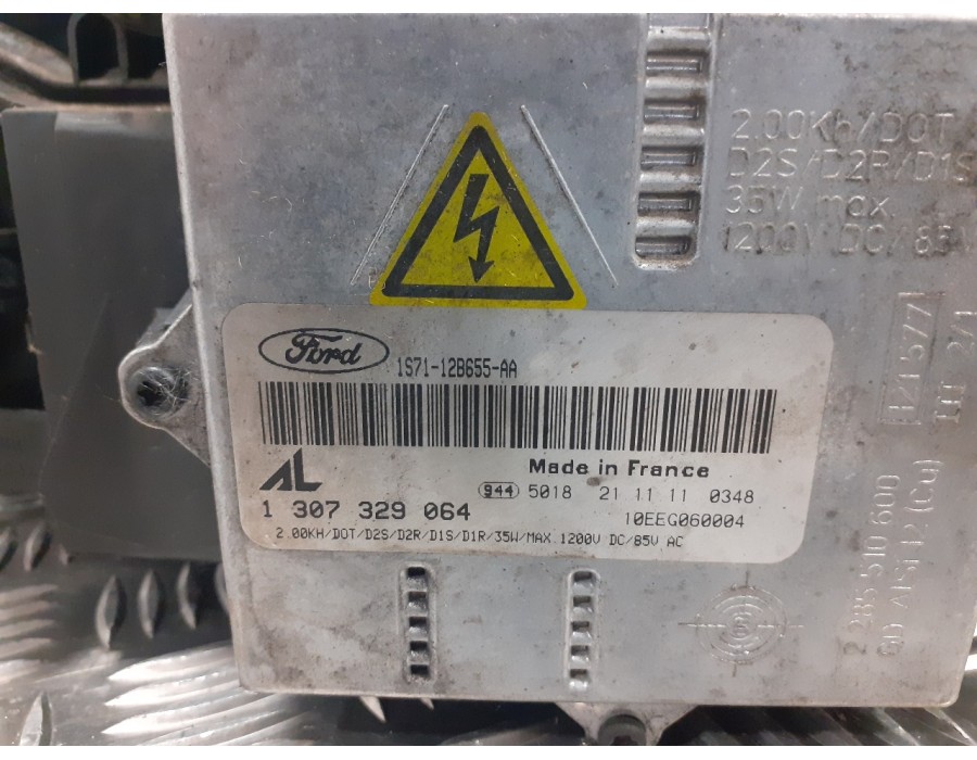 Recambio de faro derecho para ford mondeo berlina (ge) 2.0 tdci cat referencia OEM IAM 0301174274  1S7113005UF