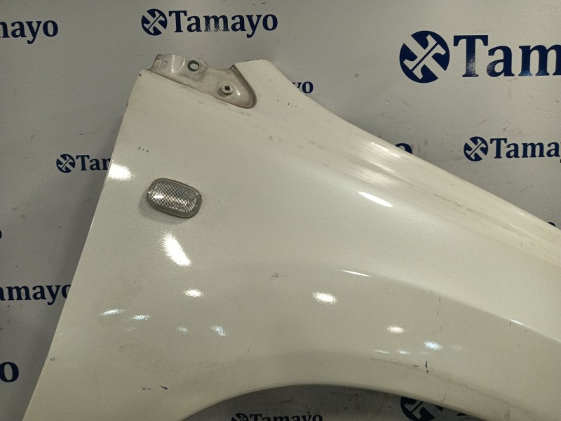 Recambio de aleta delantera derecha para lexus rx referencia OEM IAM   