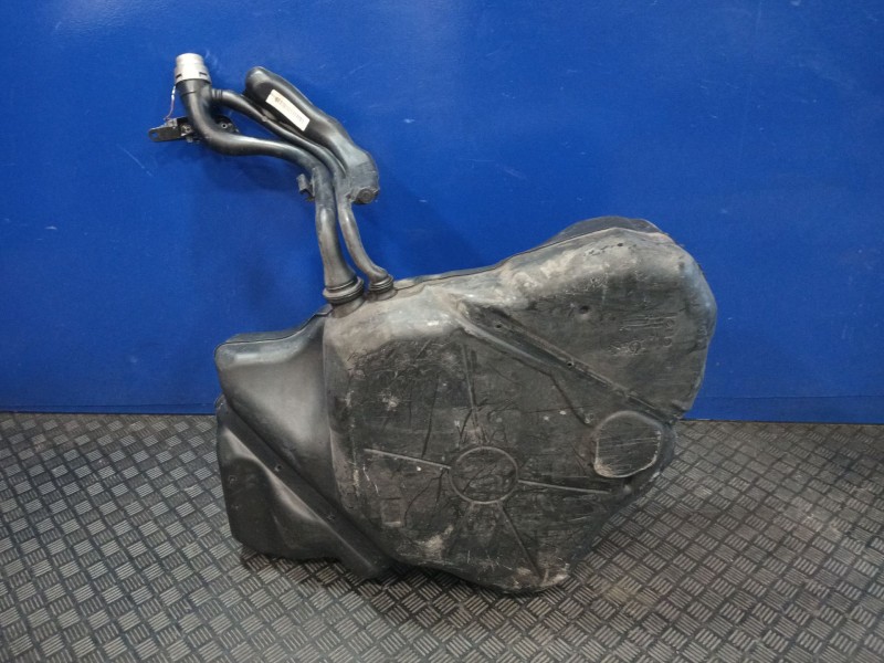 Recambio de deposito combustible para volkswagen passat variant (3c5) 2.0 tdi referencia OEM IAM   