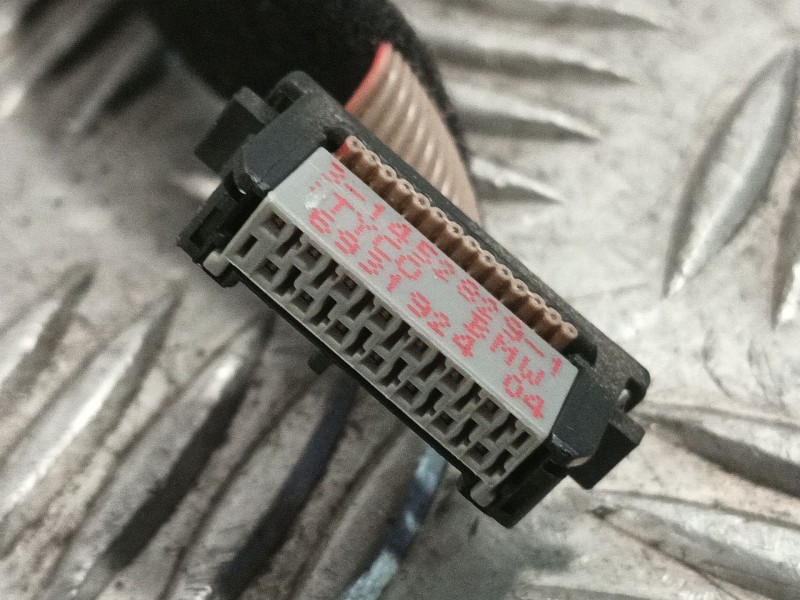 Recambio de mando multifuncion para bmw serie 1 berlina (e81/e87) 2.0 cat referencia OEM IAM 6131697092005  03744651