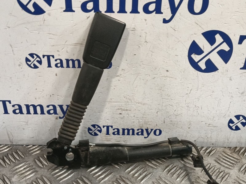 Recambio de anclaje cinturón delantero derecho para bmw serie 1 berlina (e81/e87) 2.0 cat referencia OEM IAM   