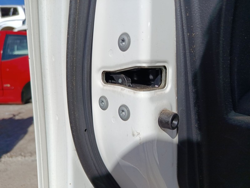 Recambio de cerradura puerta delantera izquierda para toyota auris (_e18_) 1.4 d-4d (nde180_) referencia OEM IAM   