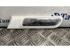 Recambio de molduras traseras para fiat 500 (312) 500 referencia OEM IAM   