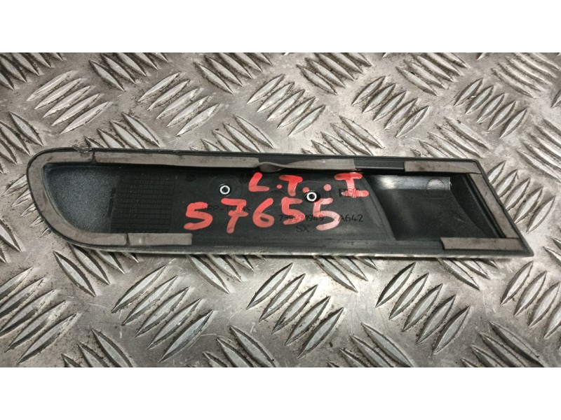 Recambio de molduras traseras para fiat 500 (312) 500 referencia OEM IAM   