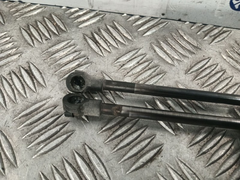 Recambio de amortiguadores maletero / porton para fiat 500 (312) 500 referencia OEM IAM 0230330350N  