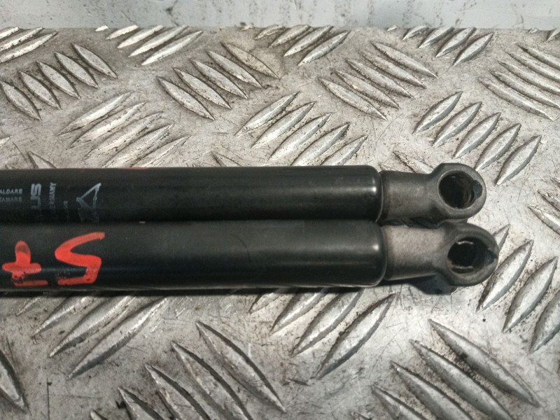 Recambio de amortiguadores maletero / porton para fiat 500 (312) 500 referencia OEM IAM 0230330350N  