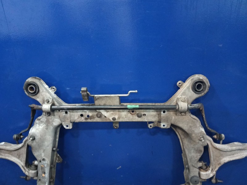 Recambio de puente delantero para volvo xc70 referencia OEM IAM 30645159  30636732