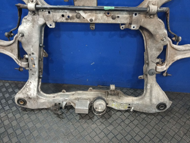 Recambio de puente delantero para volvo xc70 referencia OEM IAM 30645159  30636732