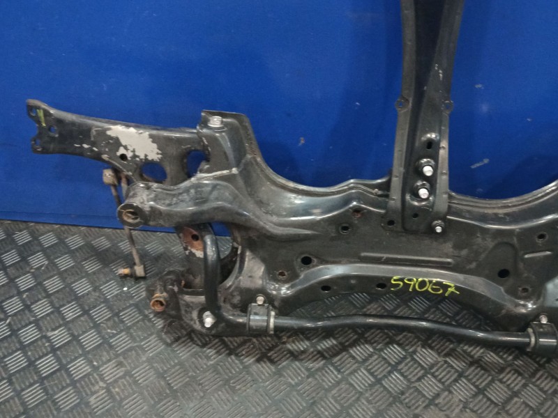 Recambio de puente delantero para toyota corolla verso (r1) referencia OEM IAM   